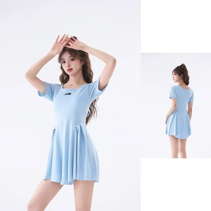 Les maillots de bain pour femmes Hot Springs sont conservateurs
