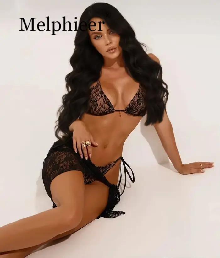 Maillot de bain trois pièces en tissu dentelle