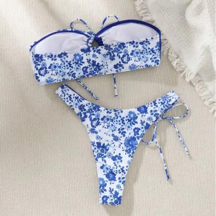 Bikini floral Lovey Village deux pièces pour femmes style jeune bandeau haute taille occassions plage vacances piscine spa sources chaudes