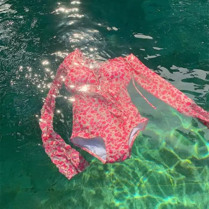 Maillot de bain une pièce à fleurs