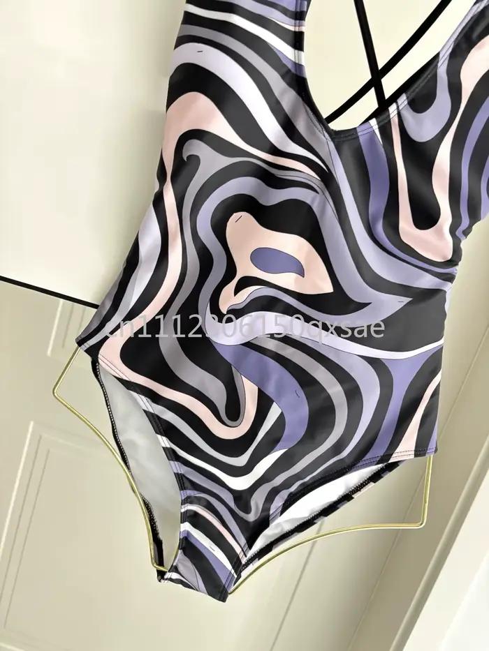 Maillot de bain une pièce de luxe pour femme