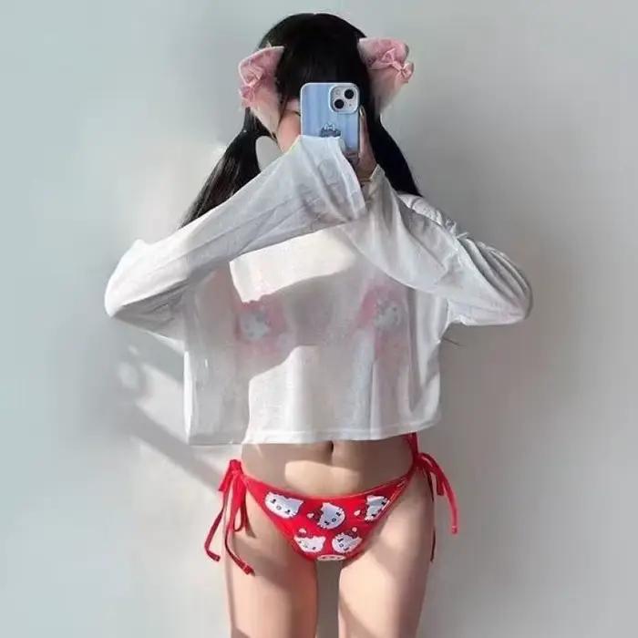 Maillot de bain Hello Kitty d'été pour femme, ensemble bikini sexy, motif dessin animé Sanrio, maillot de bain à bretelles fendues pour filles, tenue de plage pour vacances en bord de mer, mignon