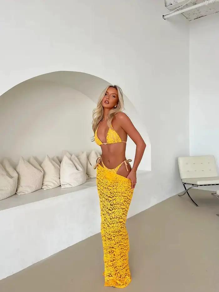 Sexy dentelle 3 pièces Bikini avec jupe licou femmes dentelle soutien-gorge maillot de bain maillot