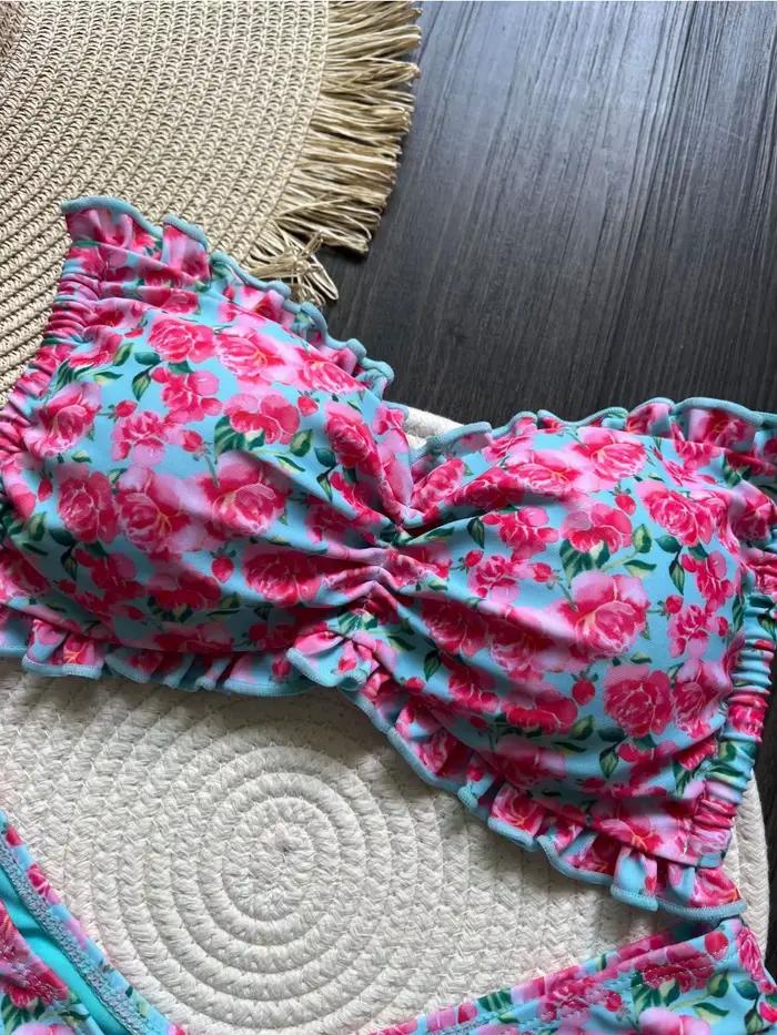 Maillot de bain 2 pièces imprimé fleuri à volants sexy triangle sans bretelles dos nu culotte tanga plage nouveau style été 2024