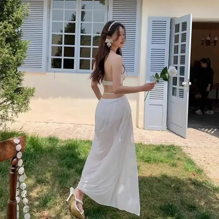 Maillot de bain deux pièces pour femmes avec collicou et robe de plage transparente, élégant et confortable pour les activités nautiques et les journées plage
