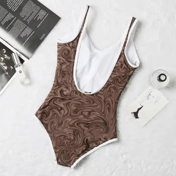 Maillot de bain une pièce amincissant pour femme avec design cache-ventre