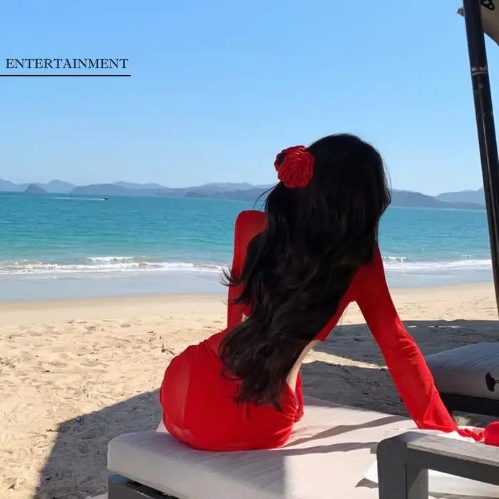 Ensemble bikini quatre pièces rouge pur avec lacets