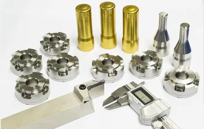 Fabrication sur mesure OEM ; Usinage CNC sur mesure ; Usinage sur mesure en acier inoxydable ; Usinage sur mesure en nylon POM ; Usinage sur mesure en alliage d'aluminium ; Impression 3D