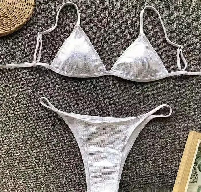 Maillot de bain sexy pour femme 2026 – Ensemble bikini rose scintillant taille basse avec string et décolleté plongeant