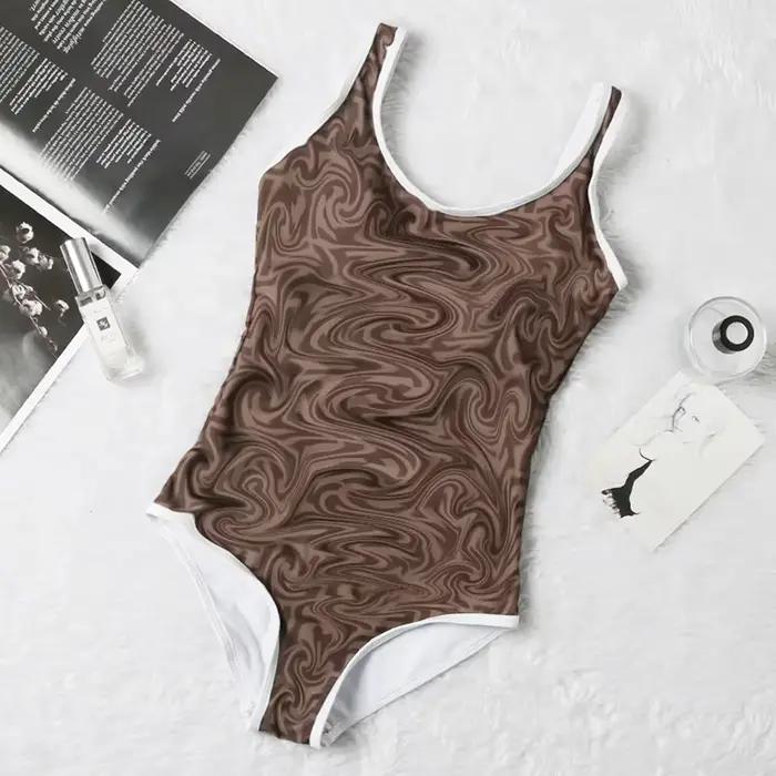 Maillot de bain une pièce amincissant pour femme avec design cache-ventre