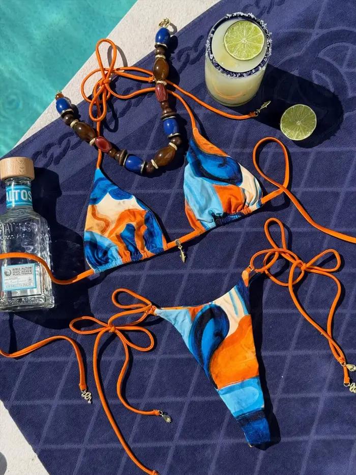 Maillot de bain micro bikini imprimé à lacets pour femme