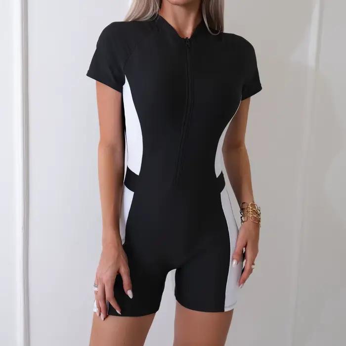 Nouveau maillot de bain une pièce pour femmes demi manches surf costume noir blanc contraste haute élasticité conservateur fermeture éclair Style Bikini