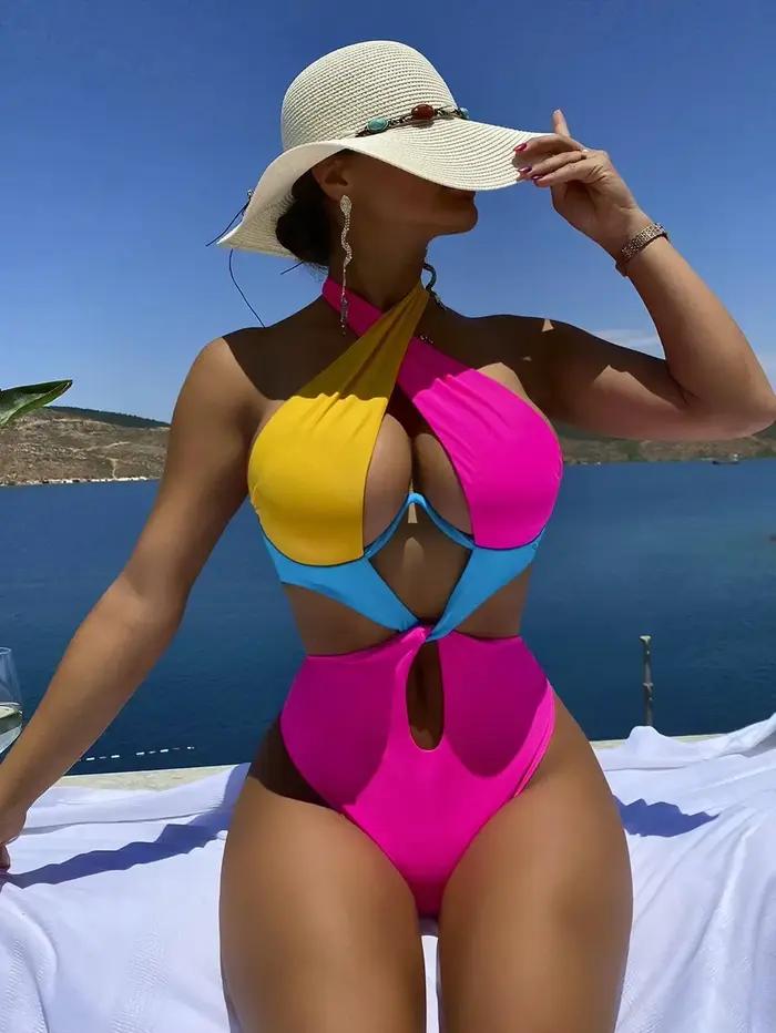 Maillot de bain une pièce sexy rose contrastant 2026 pour femmes style halter croisé avec armatures et découpes idéal pour la plage et les vacances occaions spéciales